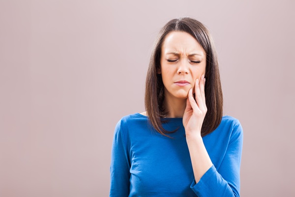 Signs You Need A TMJ Dentist – And What To Do About It